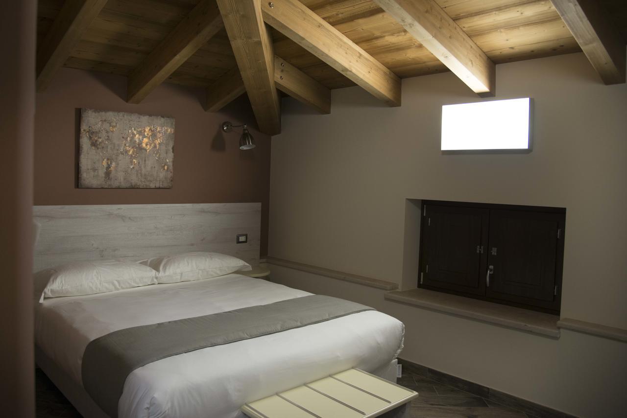 La Tenuta Di Trimalcione Pofi Exterior foto