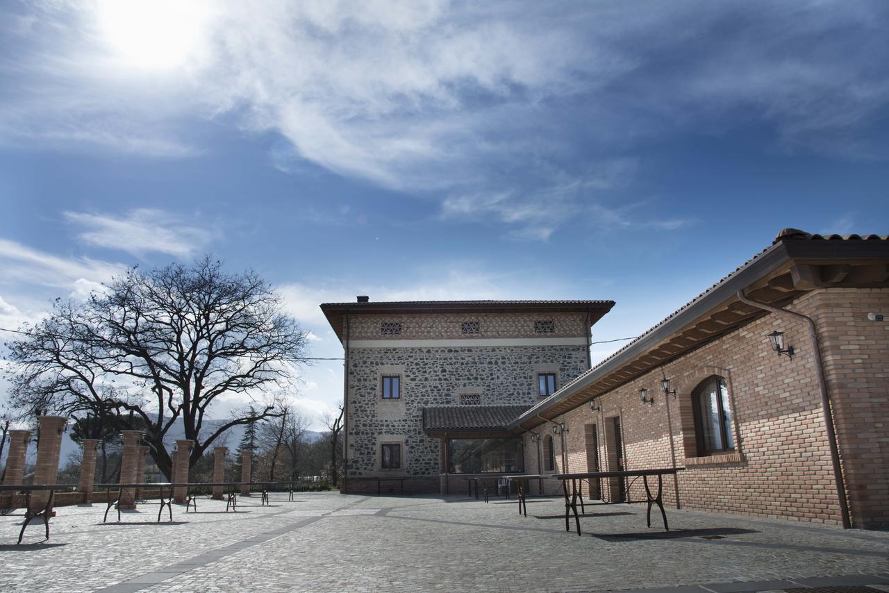 La Tenuta Di Trimalcione Pofi Exterior foto